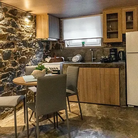 Petra's House Апартаменты